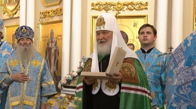 7 000 верующих прошли крестным ходом в Казани &mdash; Патриарх Кирилл освятил восстановленный храм
