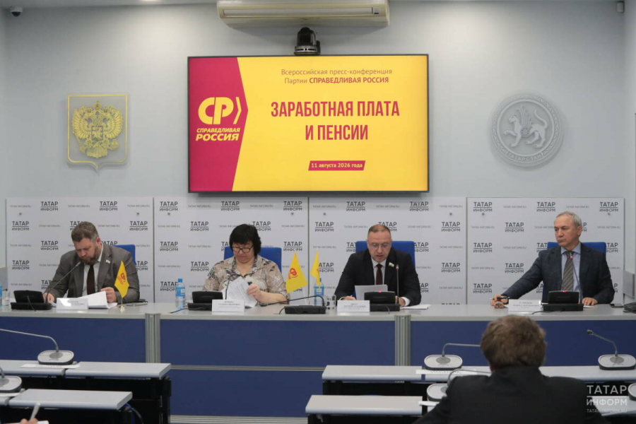 В &laquo;Татар-информе&raquo; обсудили вопросы зарплат и пенсионного обеспечения