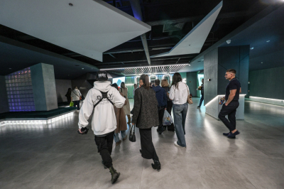 &laquo;Новая теща&raquo; с&nbsp;Ароновой и&nbsp;Буруновым бьется за&nbsp;лидерство в&nbsp;кинопрокате со&nbsp;сказками