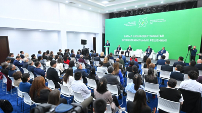 Спикер Сената призвал жителей Алматы участвовать в референдуме
