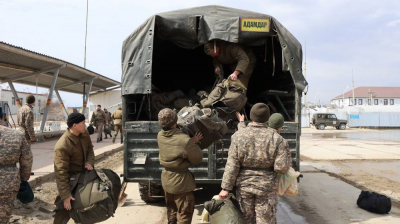 Армия помогает затонувшему Кульсары
