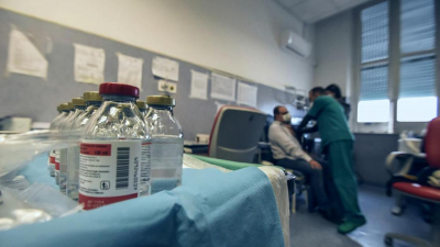 Увеличить отчисления на ОСМС с зарплат акимов и министров планируют в Казахстане