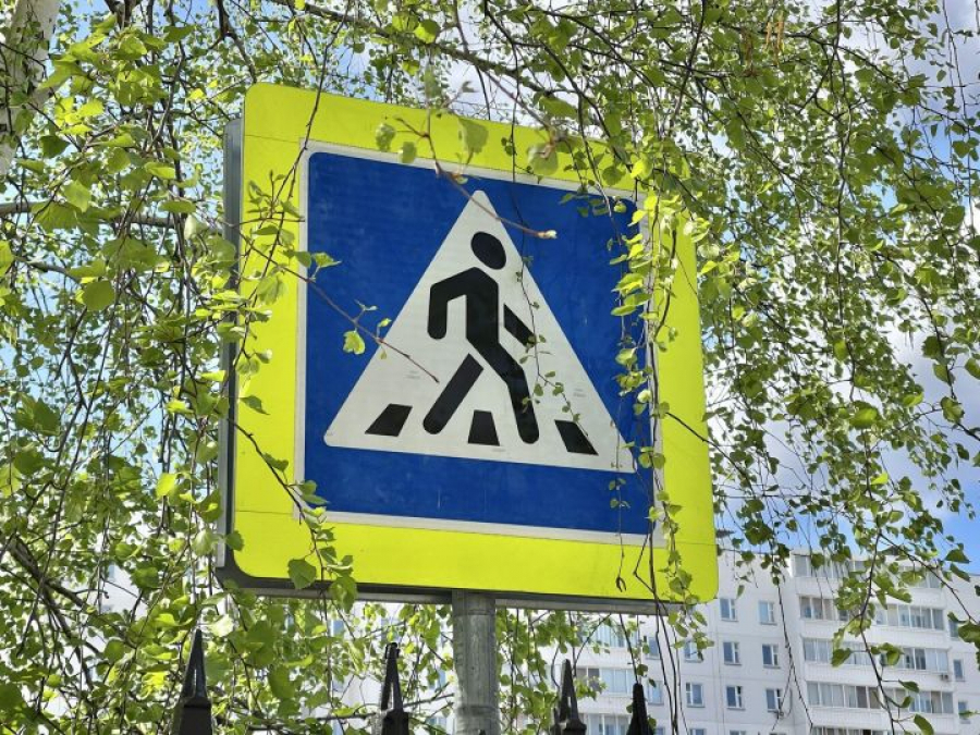 Восемь опасных участков Челнов оснастят гобо-проекторами с дорожной разметкой