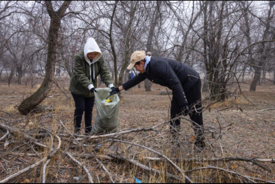 Вдоль автодороги &laquo;Алматы &ndash; Қонаев&raquo; прошёл масштабный субботник