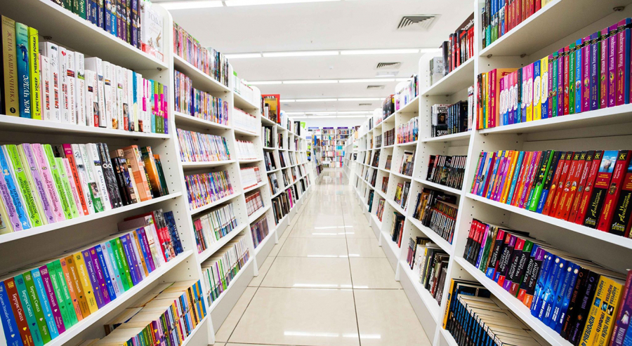 &laquo;Известия&raquo;: продажи книг о нейросетях в России взлетели почти в четыре раза
