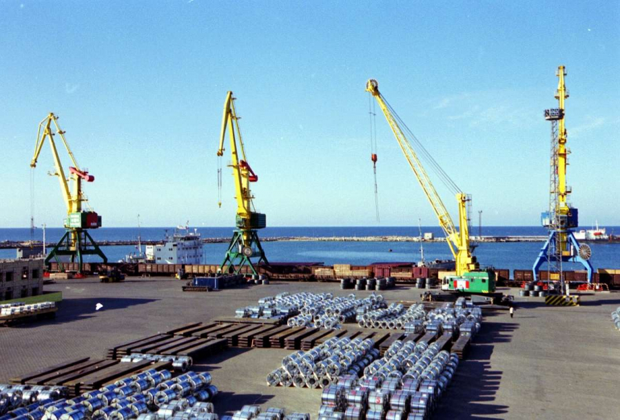 Токаев считает полезным участие японских компаний в развитии инфраструктуры вдоль Среднего коридора