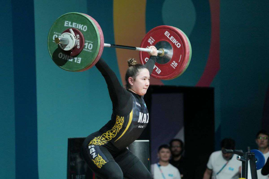 Казахстанская тяжелоатлетка завоевала бронзу на Играх исламской солидарности