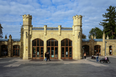 Стало известно, во сколько обойдутся весенние каникулы на троих в Минводах