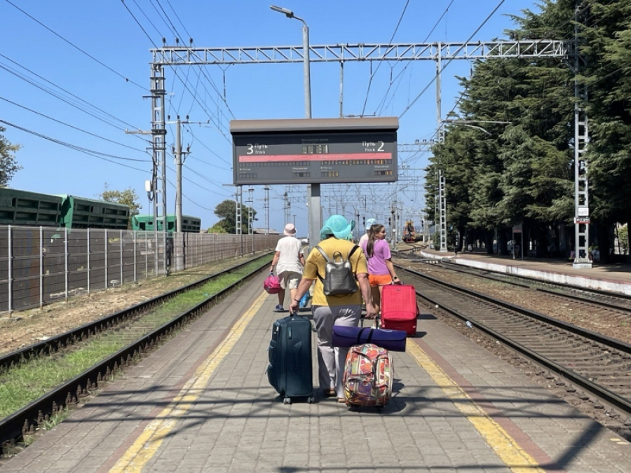 23 поезда задерживаются в Ростовской области: причины