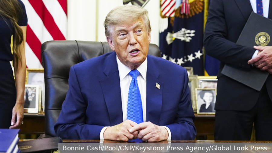 Экс-советник Трампа призвал рассекретить имя инициатора дела о &laquo;российском вмешательстве&raquo;