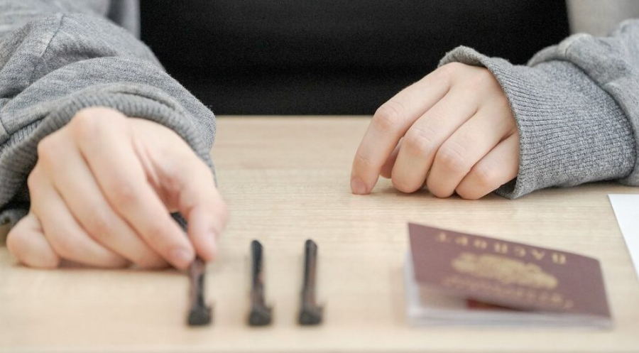 Леонова: В Курске при ракетной опасности выпускники примут решение о сдаче ЕГЭ