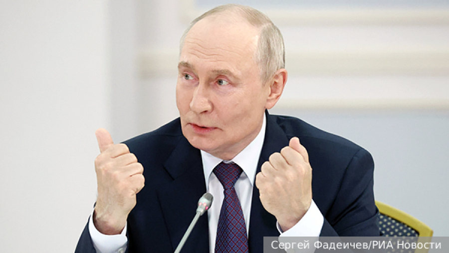 Путин признался в нежелании уходить от молодых ученых в Новосибирске