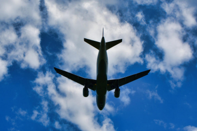 Сигнал бедствия объявил экипаж самолета Алматы - Астана из-за задымления в салоне воздушного судна