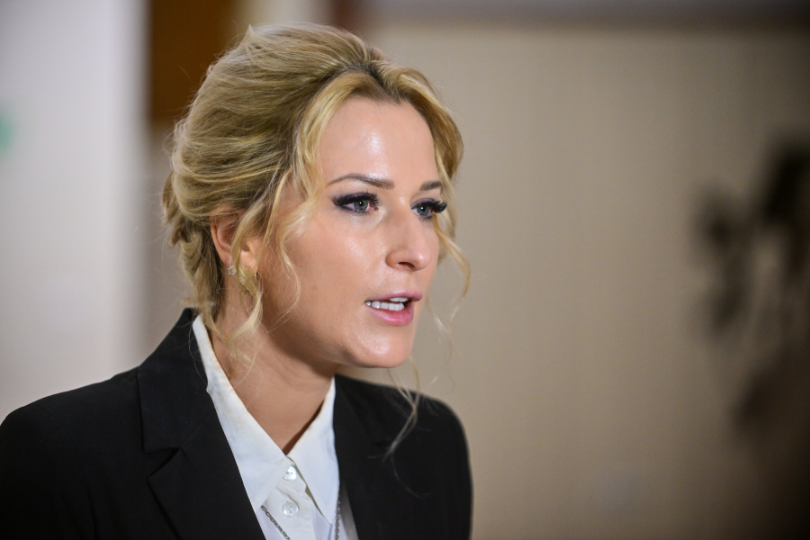 Лантратова помогла вдове участника СВО получить выплаты