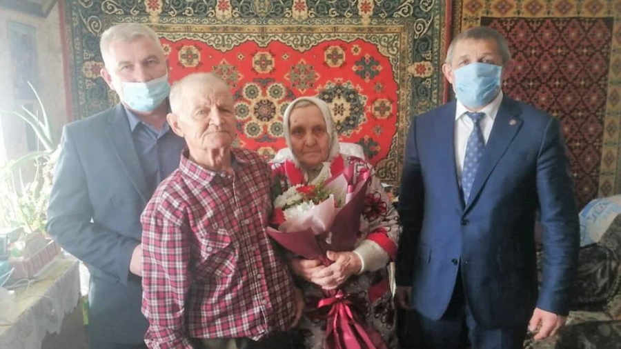 Труженик тыла Александр Баранов из Татарстана отметил 95-летний юбилей