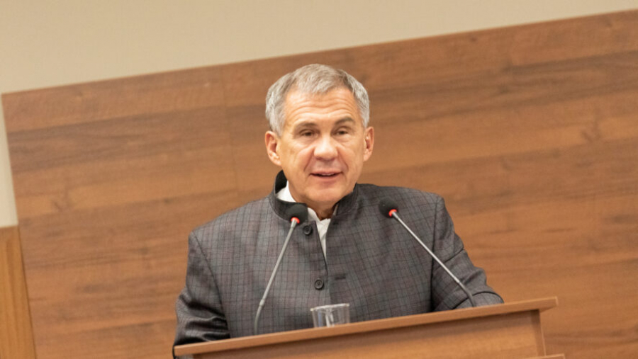 Рустам Минниханов поручил усилить контроль за санитарной очисткой территорий в регионе 25/04/2026 &ndash; Новости