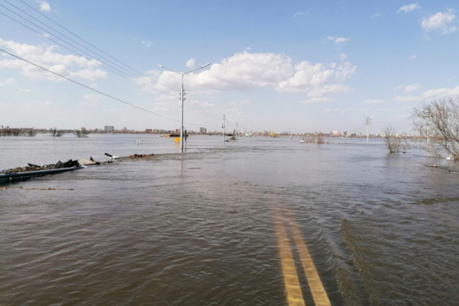 Десятки дорог на Алтае ушли под воду