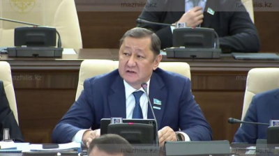 Бизнес станет еще больше дробиться и уходить в тень — депутат о повышении НДС