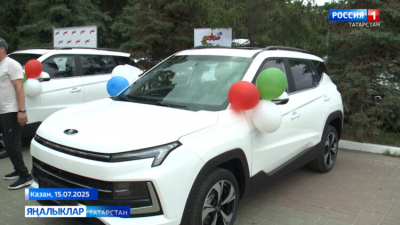 Ветеран СВО из Альметьевска получил автомобиль с ручным управлением