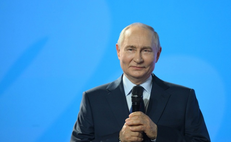 Путин присвоил государственные награды еще семи татарстанцам