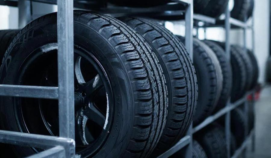 Штраф в 2 000 рублей. За какую резину летом оштрафуют даже без гаишников