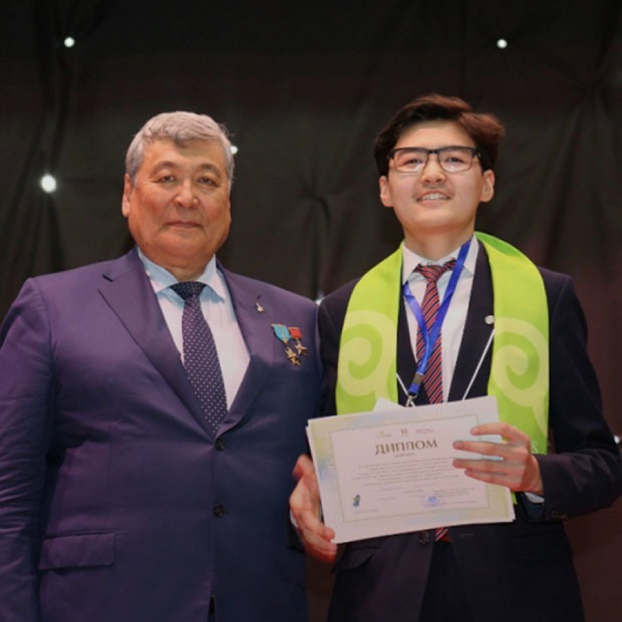 Десятиклассник-ракетостроитель из Казахстана — о стажировке в NASA и миссии на метеор