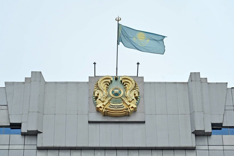 Казахстан повысит утильсбор на автомобили из России