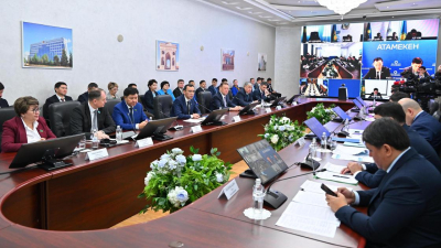 Маулен Ашимбаев призвал поддержать казахстанских машиностроителей