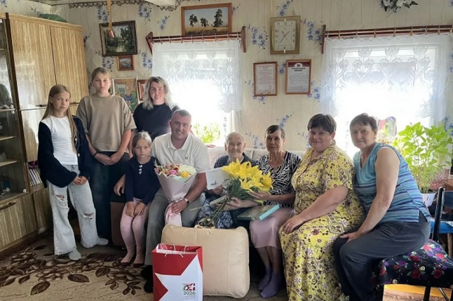 97-летнюю труженицу тыла Анфису Храмкову поздравили в Нижнекамском районе