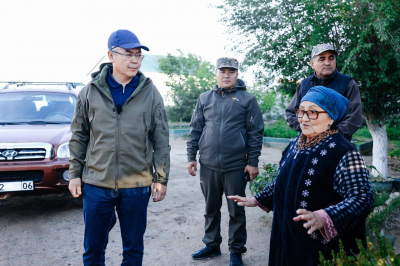 Серик Шапкенов совершил объезд пострадавших от паводков домов