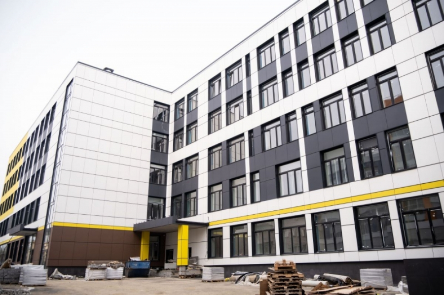Новый терапевтический корпус в Верхней Пышме откроют до конца года