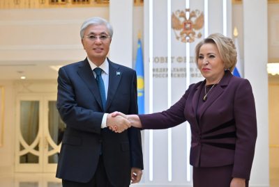 Глава государства провел встречу с главой Совета Федерации России